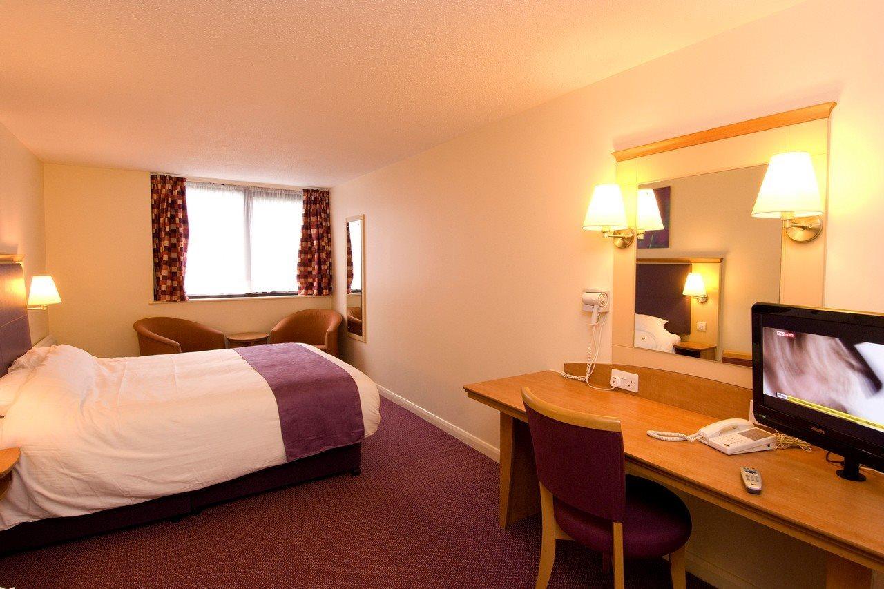 Premier Inn Cardiff Roath Luaran gambar