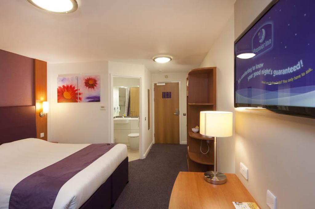Premier Inn Cardiff Roath Luaran gambar